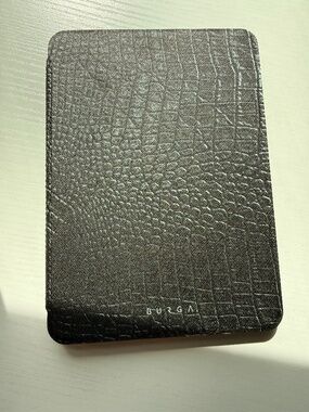BURGA Kindle Case Black Vegan Leather Auto Sleep/Wake Cover NWT